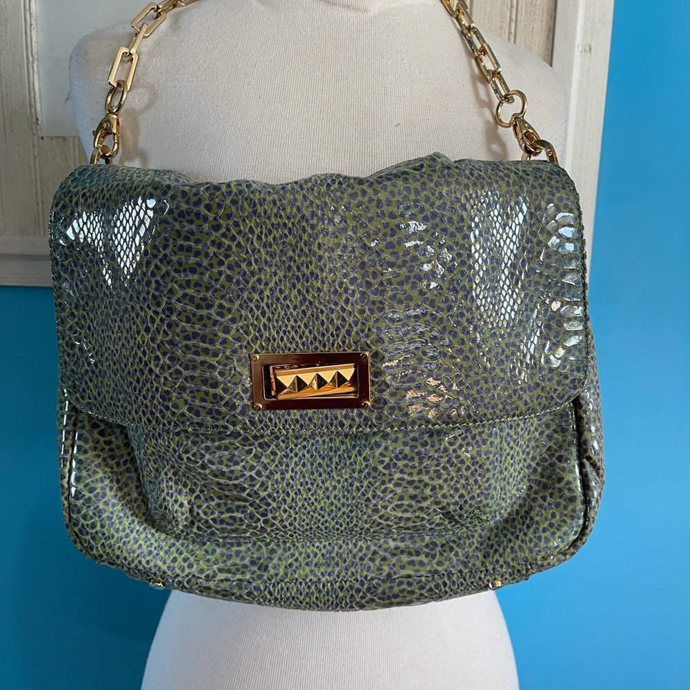 Tory Burch purse Excellent condition.